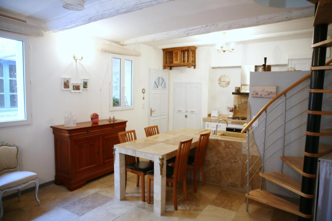 فيلا Le Bastidon De Louis, L'Isle Sur La Sorgue المظهر الخارجي الصورة